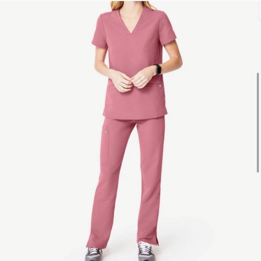 Mauve FIGS scrub set NWT